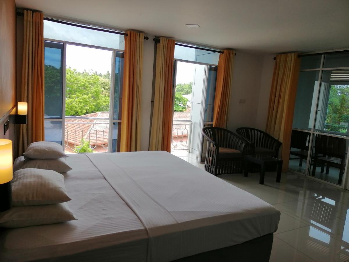 Mars Hotel Tangalle Exterior photo