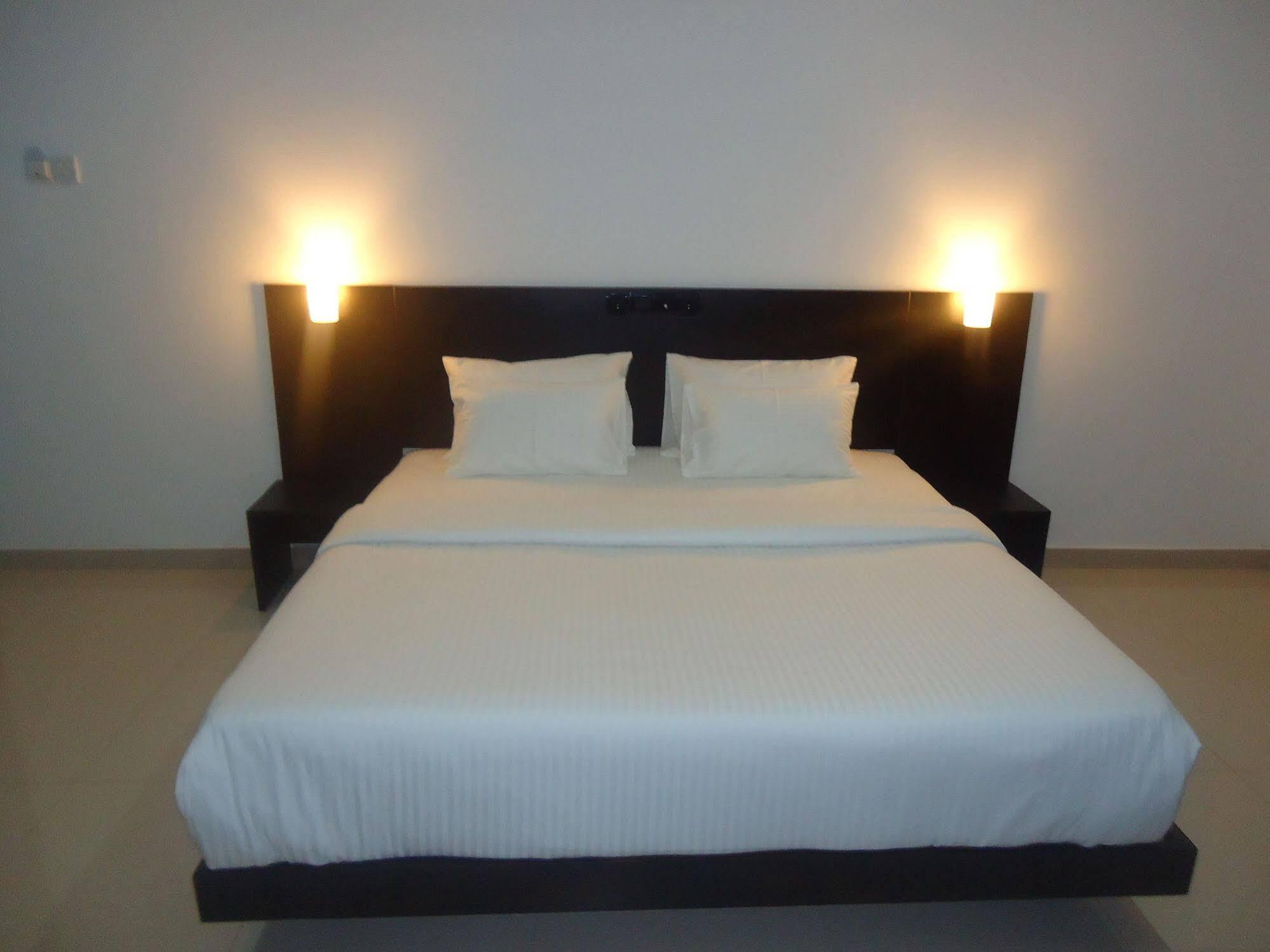 Mars Hotel Tangalle Exterior photo